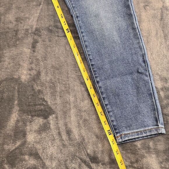 KENDALL + KYLIE Sz 9/29 The Ultra Babe Skinny Jeans Light Blue Wash Mid-Rise - Picture 10 of 13